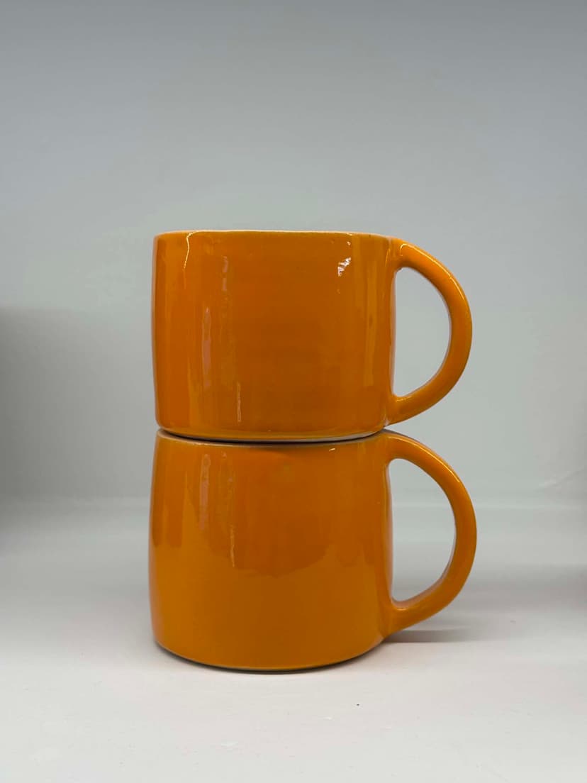 Warm Terracotta Mug Pair - Handle Angle